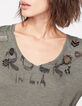 Camiseta pico caqui bordados joya-4
