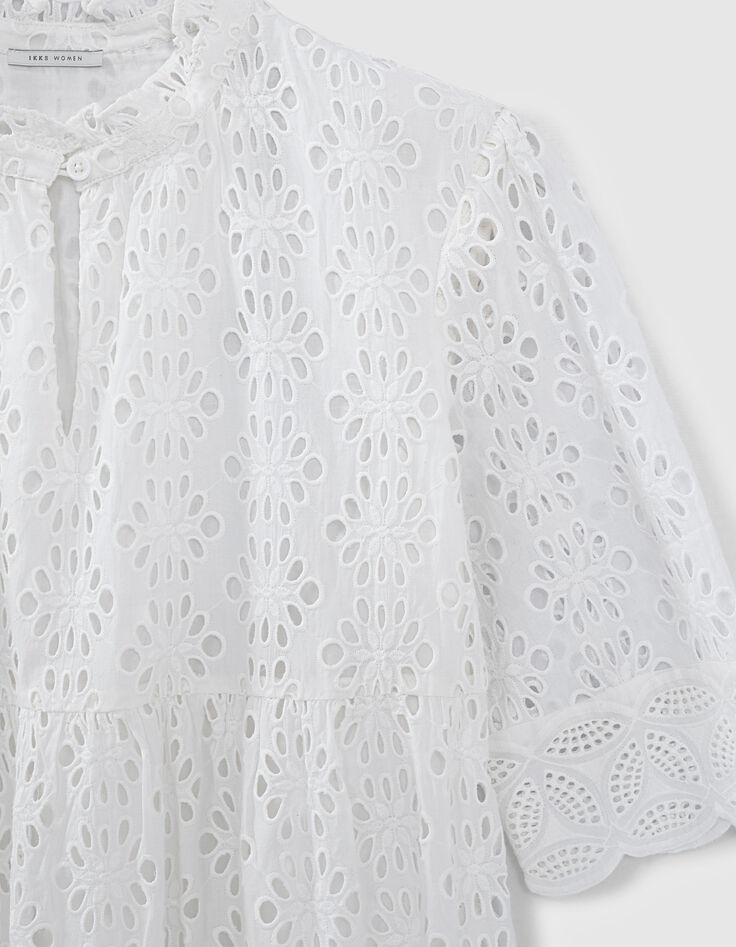 Robe courte coloris écru et broderies anglaises femme-2