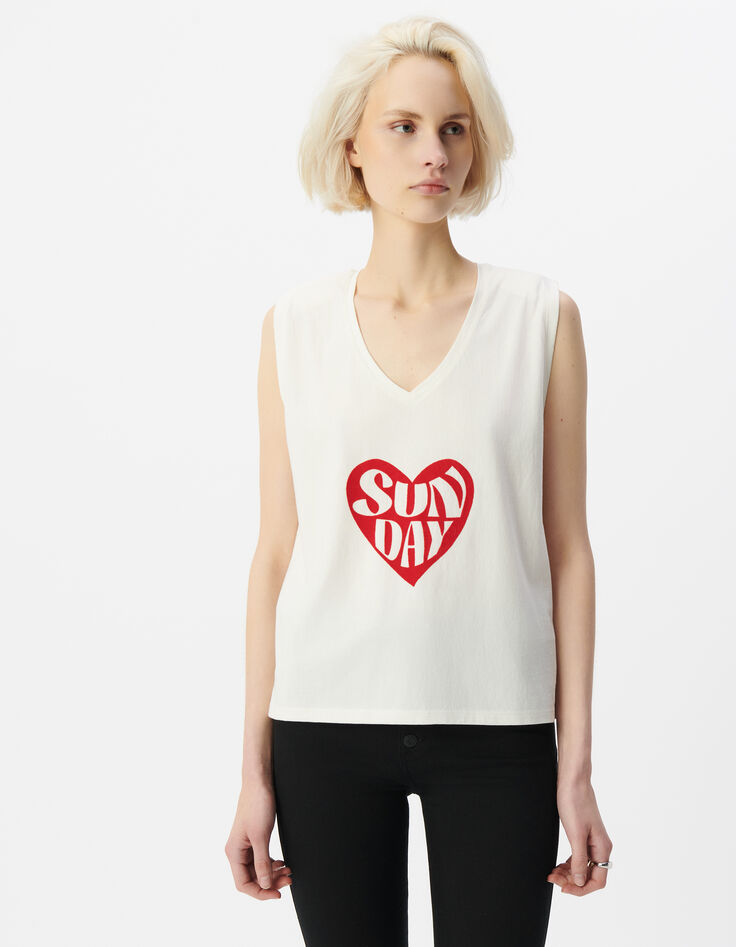 Wit t-shirt met fluwelen hartenvulling-2 Wit t-shirt met fluwelen hartenvulling-2