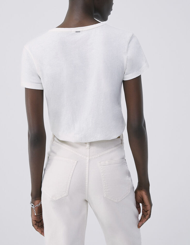 Women’s off-white T-shirt with slogan and heart image-3 Women’s off-white T-shirt with slogan and heart image-3