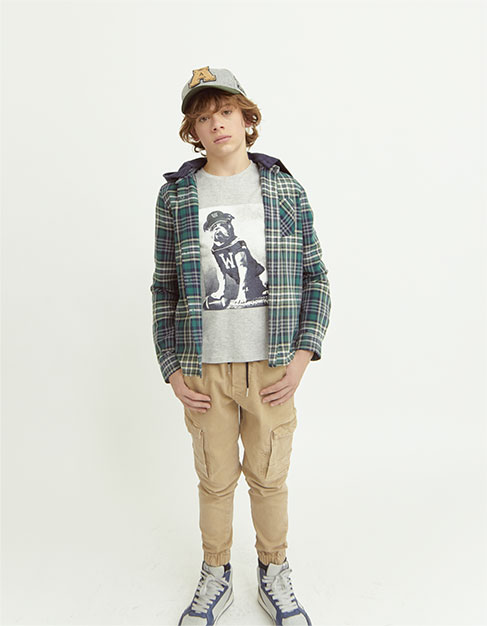 Pantalones cargo beige multibolsillos ikks junior niño
