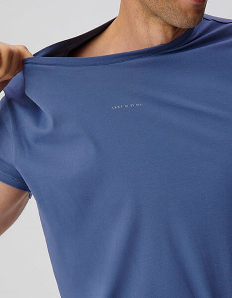 T-shirt bleu détail logo ABSOLUTE DRY