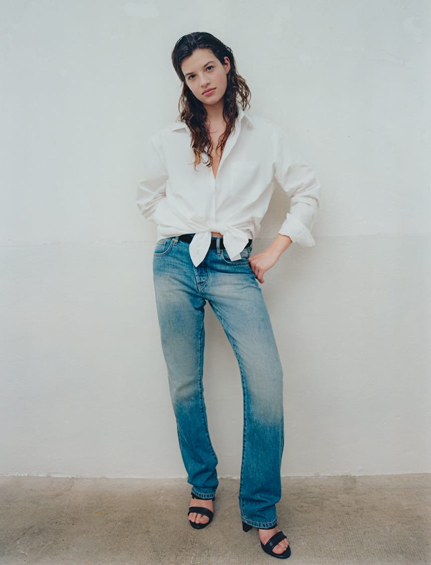 THE REGULAR FIT JEANS