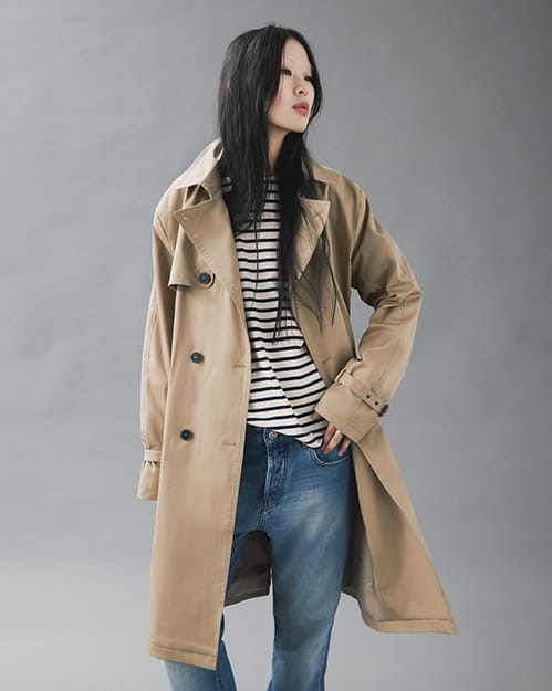 THE TRENCH COAT