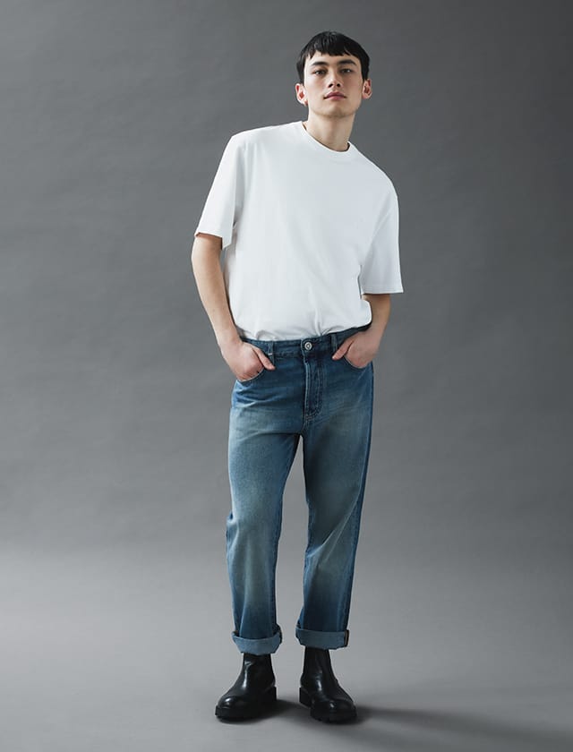 THE REGULAR FIT JEANS