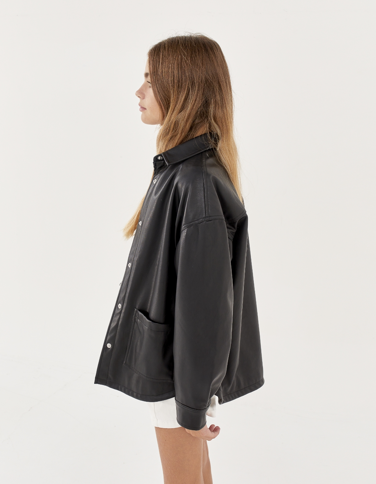 Girls’ black overshirt in synthetic fabric