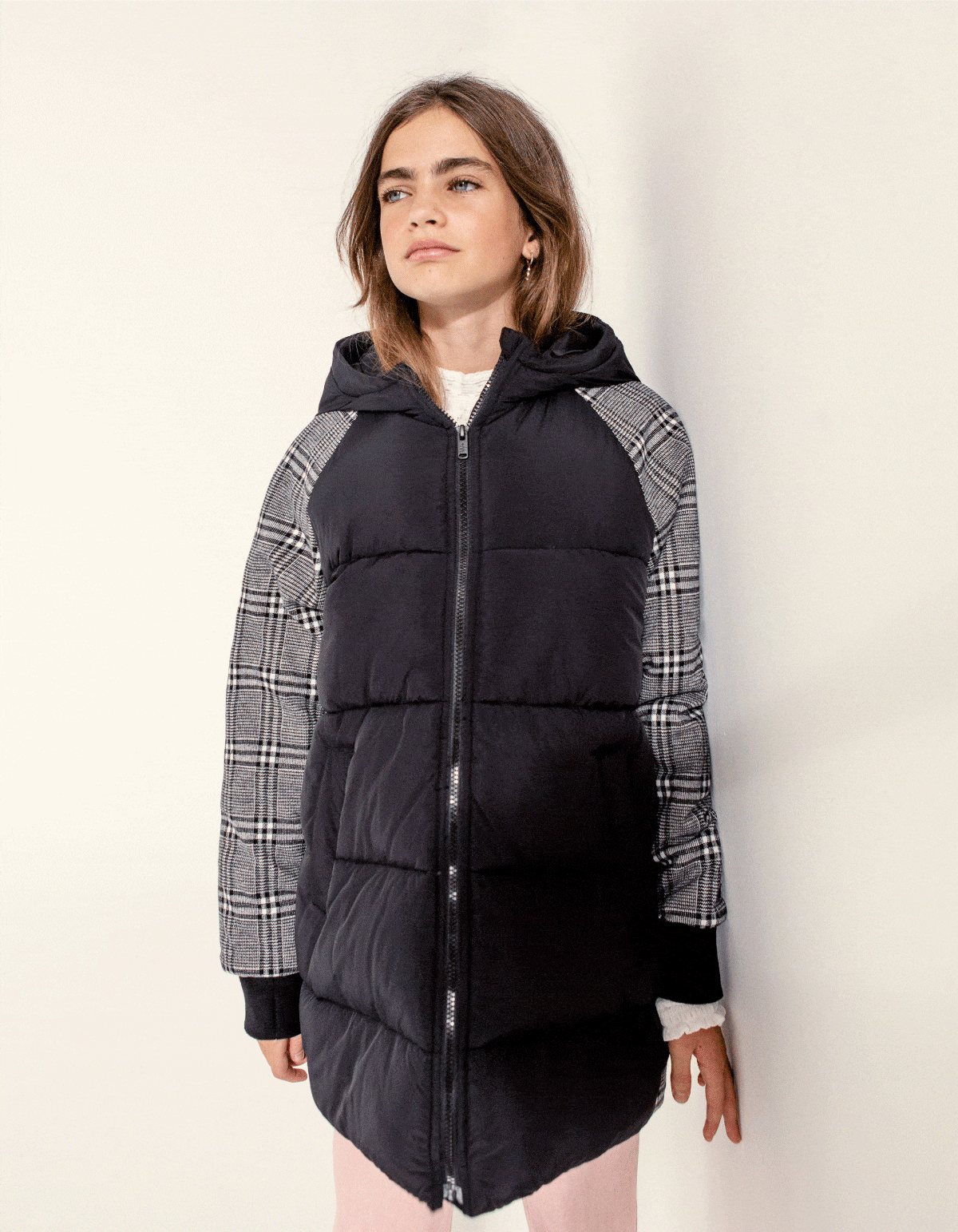Girls’ black and mixed fabric check long padded jacket