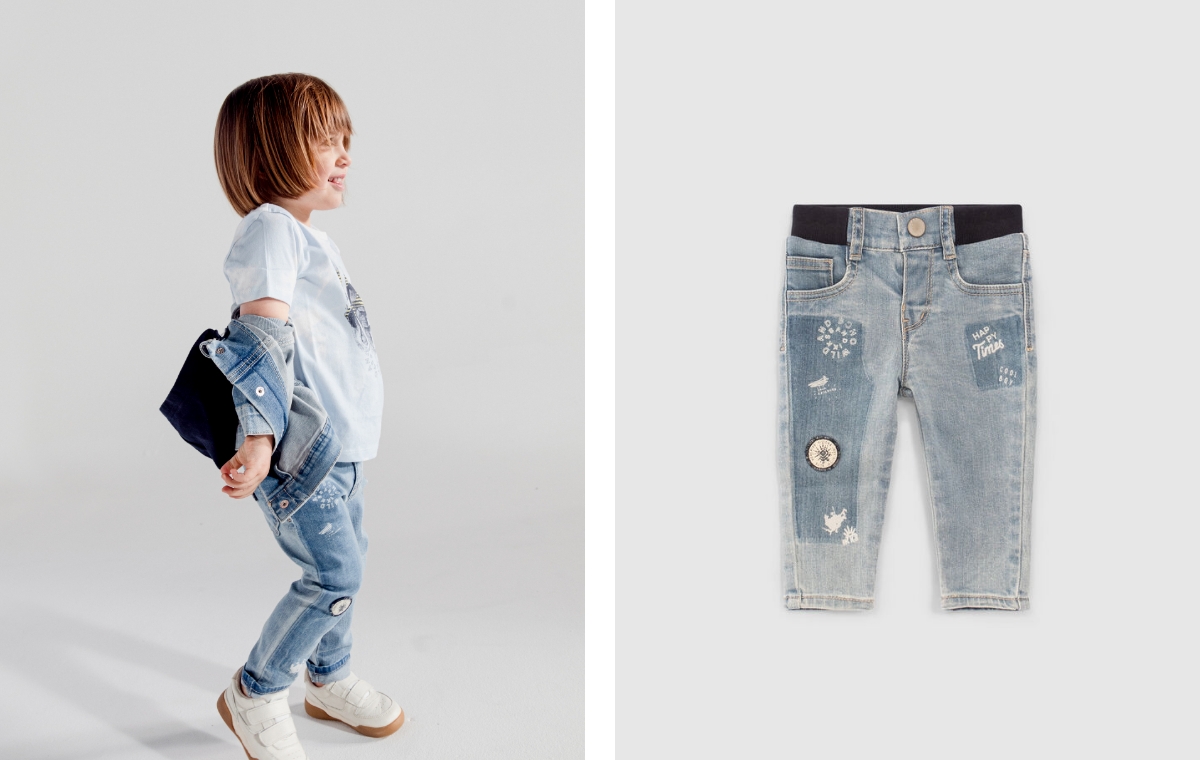 Blaue Jeans mit Print und Patch für Babyjungen