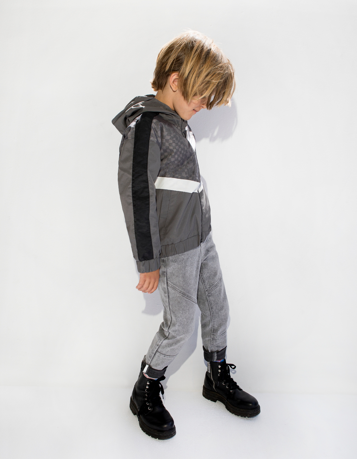 Coupe-vent gris doublure à damier garçon